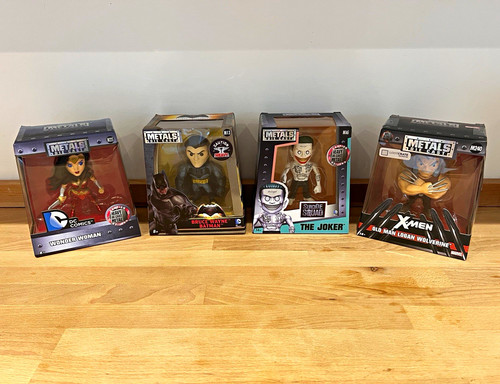 Metals die cast figure set - metals,